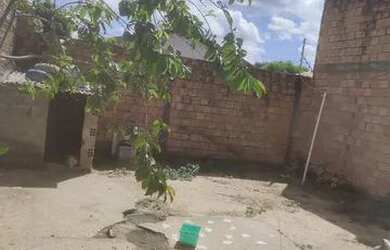 Imagem 3: Vendo ou troco essa belíssima casa em sítio no Laura Moreira