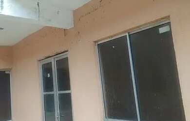 Imagem 2: Casa. Varanda, 1 Banheiroe2 Dormitórios