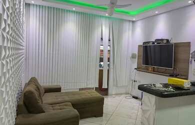 Imagem: O apartamento possui 2 Dormitórios, 1 Banheiro, 1 Vaga na garagem