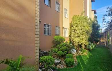 Imagem: O apartamento possui 3 Dormitórios, 1 Banheiro, 1 Vaga na garagem