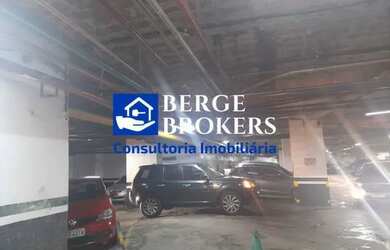 Imagem 16: Loja com vaga na escritura no Shopping dos Antiquários