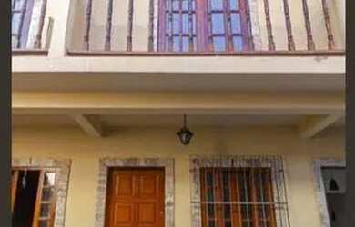 Imagem: A casa possui 2 Dormitórios, 2 Banheiros e está localizado