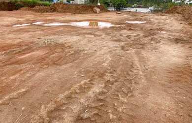 Imagem: O terreno possui 1.000m² de Área e está localizado em Chácaras