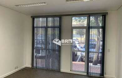 Imagem: O depósito possui 1 Vaga na garagem, 53m² de Área e está