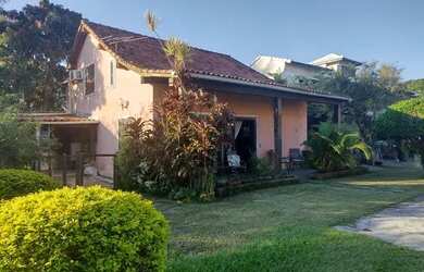 Imagem: A casa em condomínio possui 3 Dormitórios, 2 Banheiros, 2