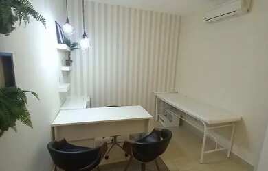 Imagem: O depósito possui 1 Vaga na garagem, 60m² de Área e está