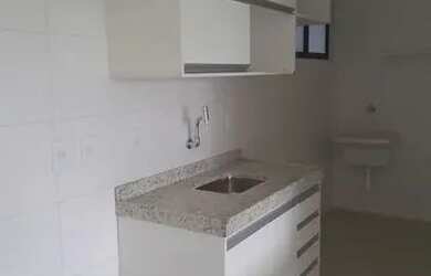 Imagem: O apartamento possui 1 Dormitório, 1 Banheiro, 1 Vaga na garagem