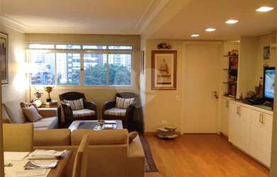 Imagem: O apartamento possui 1 Dormitório, 3 Banheiros, 1 Vaga na garagem