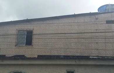 Imagem: A casa possui 2 Dormitórios, 1 Banheiro, Varanda e está localizado