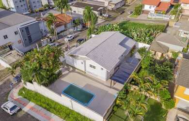 Imagem: Casa (Alvenaria), com 3 quartos e 1 banheiros à Venda, 388