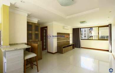 Imagem: O apartamento possui 2 Dormitórios, 2 Banheiros, 2 Vagas na