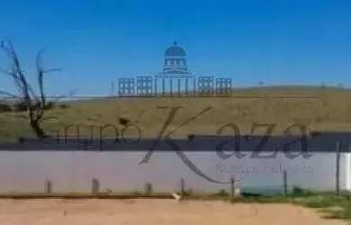 Imagem: O terreno possui 600m² de Área e está localizado em São