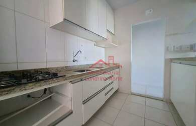 Imagem 8: Apartamento com 3 dormitórios para alugar, 76 m² por R$ 2.800/mês - Gleba Fazenda Palhano