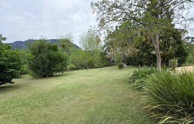 Imagem 12: Sítio - Bairro Linha 28. Piscina, Varanda, Área de serviçoe25.960m²...