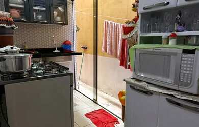 Imagem 13: Agio Valparaíso Casa 3Qtos Proximo ao Muro Verde e Amarelo Ceu Azul