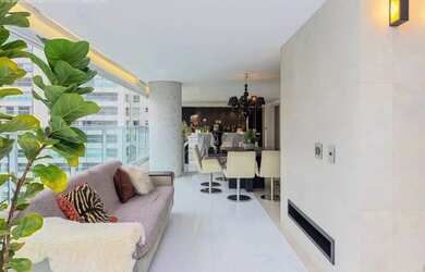 Imagem 2: Apartamento com 4 suites 4 vagas a venda em Moema