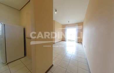 Imagem 3: apartamento de dois dormitórios sendo um suíte com uma vaga de garagem