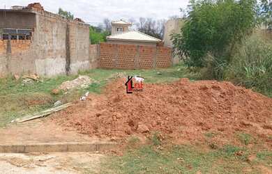 Imagem: O terreno possui 160m² de Área, Imóvel novo e está localizado