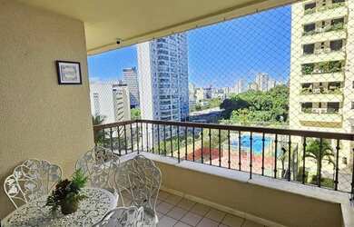 Imagem: O apartamento possui 4 Dormitórios, 3 Banheiros, 2 Vagas na