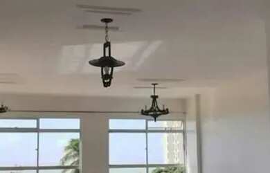 Imagem: O apartamento possui 3 Dormitórios, 3 Banheiros, 2 Vagas na