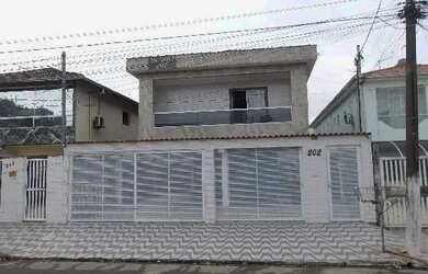 Imagem: A casa possui 2 Dormitórios, 1 Banheiro, 1 Vaga na garagem