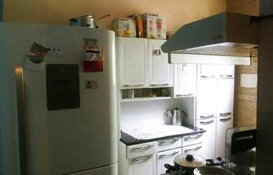 Imagem: A casa possui 2 Dormitórios e está localizado em Tubiacanga