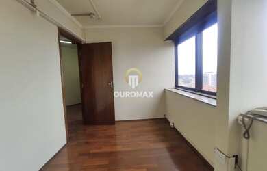 Imagem 4: Salas Comerciais, venda por R$ 140.000 ou aluguel por R$ 1.580,00/mês...