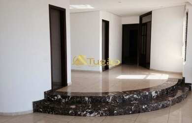 Imagem: O apartamento possui 4 Dormitórios, 5 Banheiros, 4 Vagas na