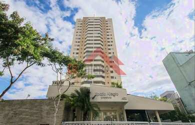 Imagem: O apartamento possui 3 Dormitórios, 1 Banheiro, 3 Vagas na