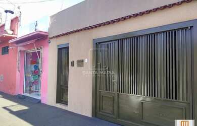 Imagem: O depósito possui 2 Vagas na garagem, 220m² de Área e está