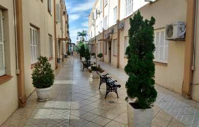 Imagem: O apartamento possui 3 Dormitórios, 2 Banheiros, 1 Vaga na