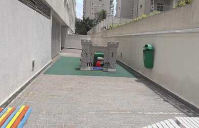 Imagem 2: Brooklin ao lado do metrô Campo Belo