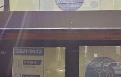 Imagem: O depósito possui 2 Vagas na garagem, 140m² de Área e está