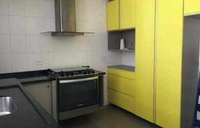 Imagem 5: Casa no Stiep. Churrasqueira, Varanda, 100m² de Áreae1 Vaga na garagem