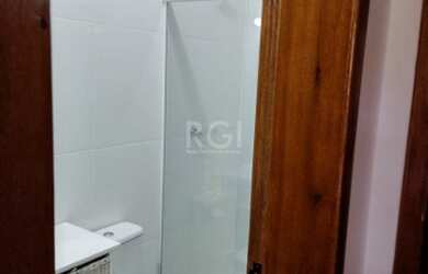 Imagem 6: Casa em Guarujá. Churrasqueira, Lareira, 2 Vagas na garageme3 Dormitórios