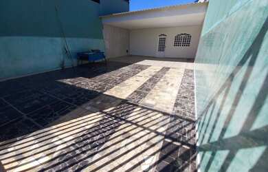 Imagem 5: Casa sozinha no lote. 2 Banheirose3 Dormitórios