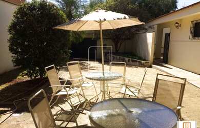 Imagem 9: Casa térrea na rua 6 dormitórios/suite, cozinha planejada