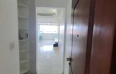 Imagem 9: Apartamento para venda tem 87 metros quadrados com 3 quartos em Calhau...