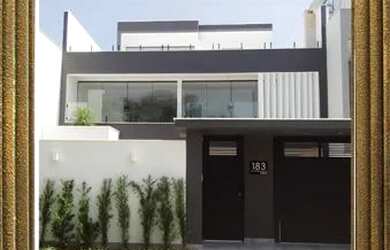 Imagem: A casa em condomínio possui 4 Dormitórios, 5 Banheiros, 2