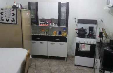 Imagem: A casa possui 3 Dormitórios, 2 Banheiros, 100m² de Área e