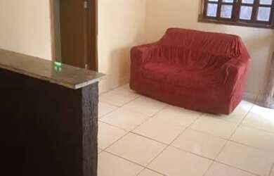 Imagem 15: Casa mais bar parede colada