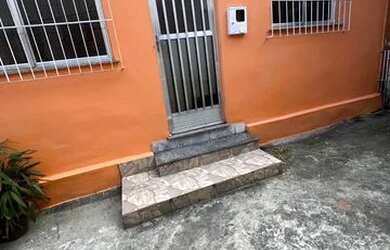 Imagem: A casa em condomínio possui 1 Dormitório e está localizado