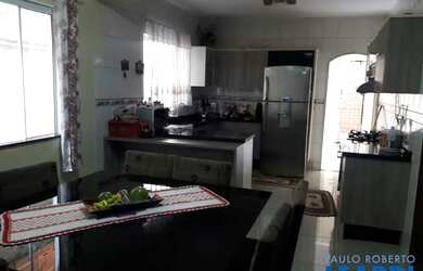 Imagem: A casa em condomínio possui 3 Dormitórios, 3 Banheiros, 2