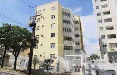 Imagem: O apartamento possui 2 Dormitórios, 1 Banheiro, 2 Vagas na