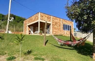 Imagem: A chácara possui 2.000m² de Área, Imóvel novo, Churrasqueira