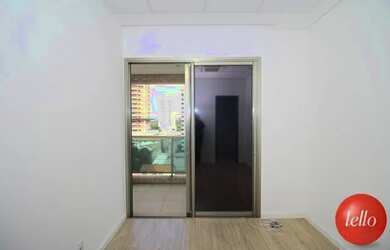 Imagem: O depósito possui 1 Vaga na garagem, 42m² de Área e está