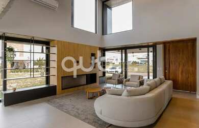 Imagem 3: Sobrado à venda, 6 quartos, 6 suítes, 2 vagas, Condomínio Celebration...