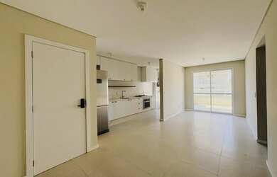 Imagem 2: Lindo e amplo apartamento com 2 quartos na Pedra Branca