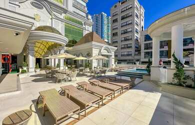 Imagem 9: Apartamento com 4 dormitórios à venda sendo 4 suítes, 217.9 m² por...