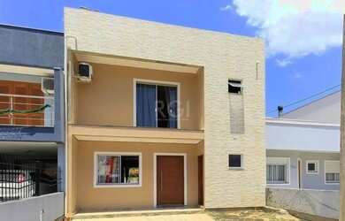 Imagem 1: Casa no bairro Hípica - 3 dormitórios